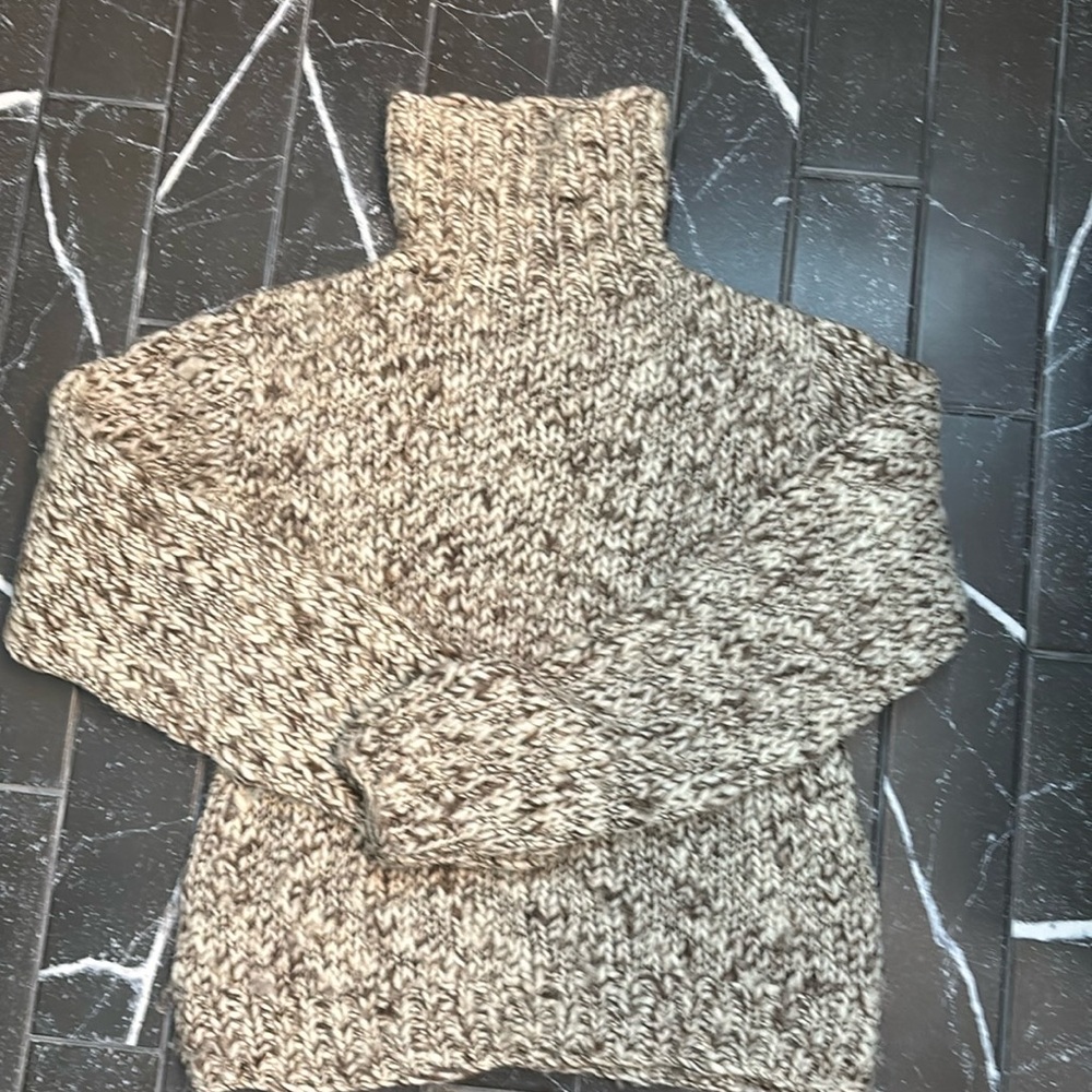 Soft 100%wool Ralph Lauren sweater